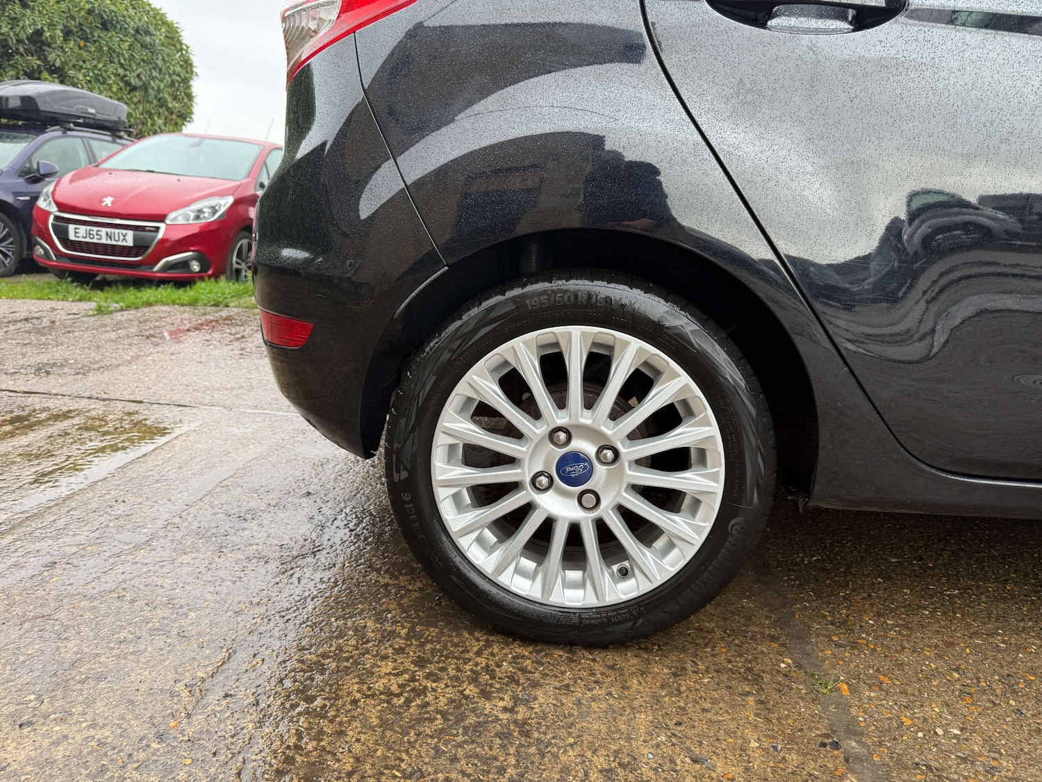 Used Ford Fiesta 2015 for sale - 76640379: Photo 32