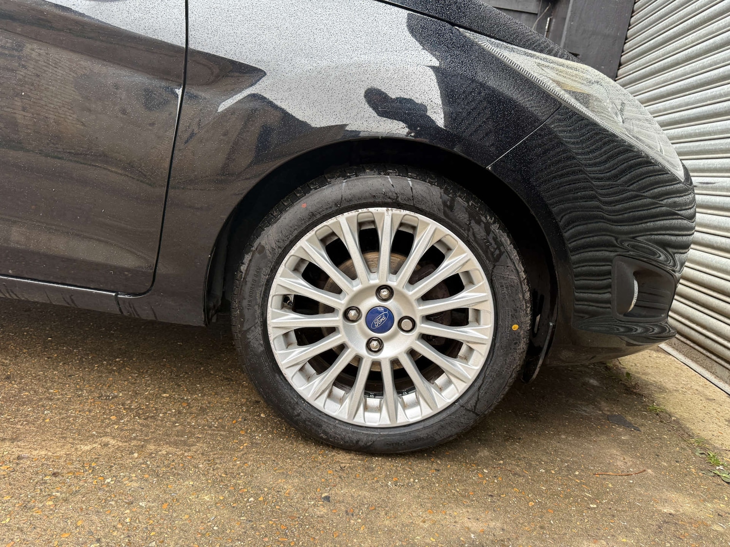 Used Ford Fiesta 2015 for sale - 76640379: Photo 33