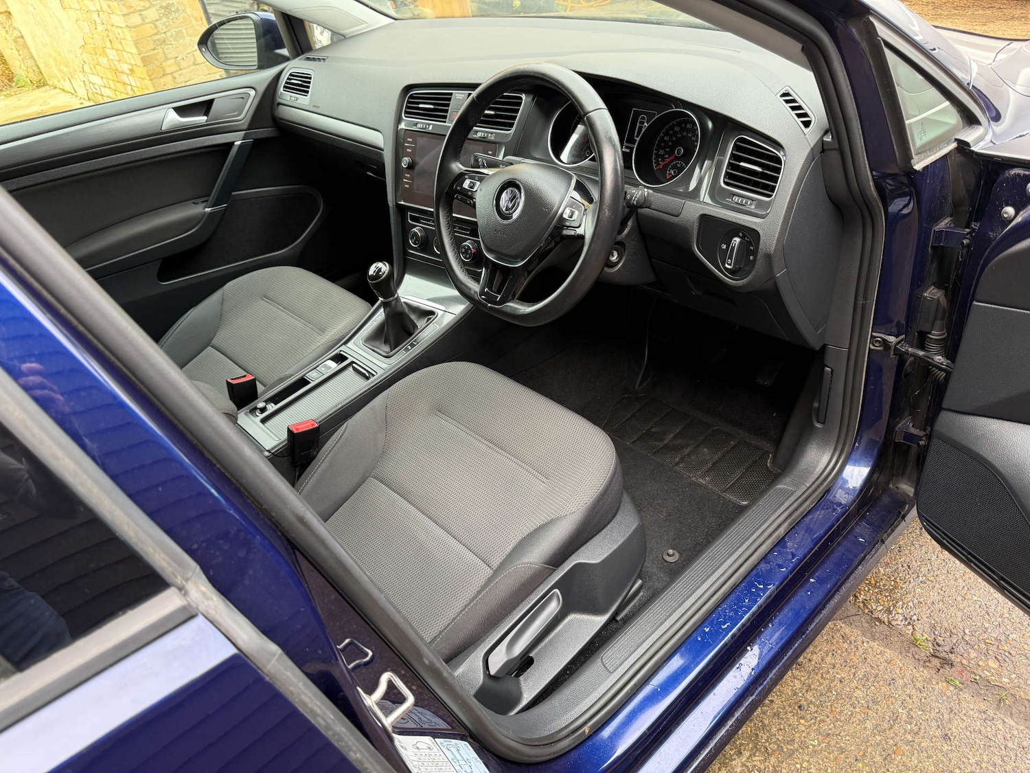 Used Volkswagen Golf 2018 for sale - 76302972: Photo 15