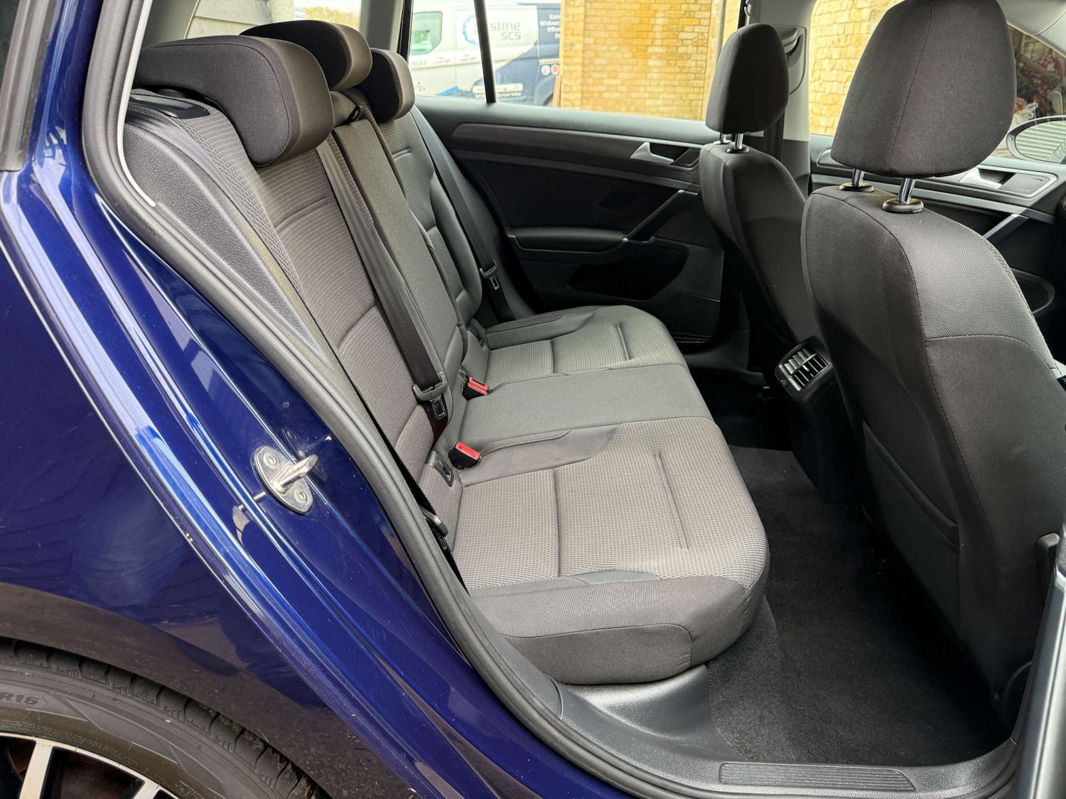 Used Volkswagen Golf 2018 for sale - 76302972: Photo 18