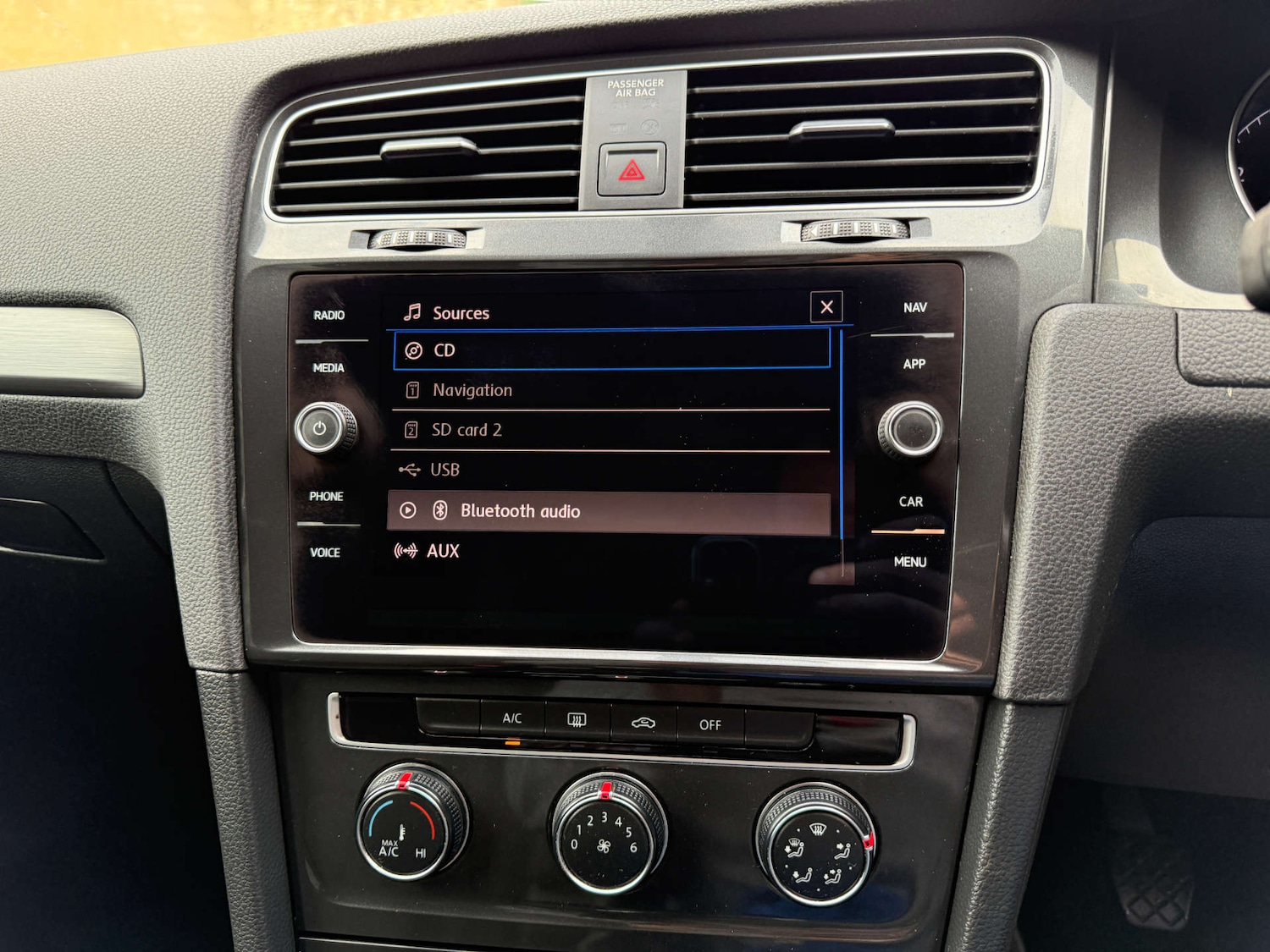 Used Volkswagen Golf 2018 for sale - 76302972: Photo 25