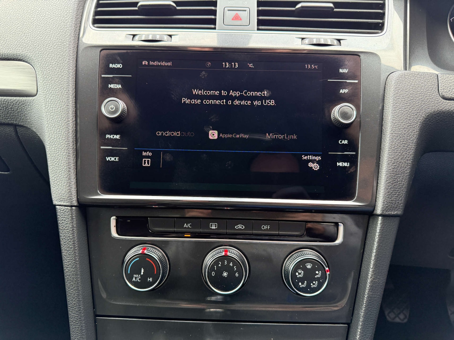 Used Volkswagen Golf 2018 for sale - 76302972: Photo 27