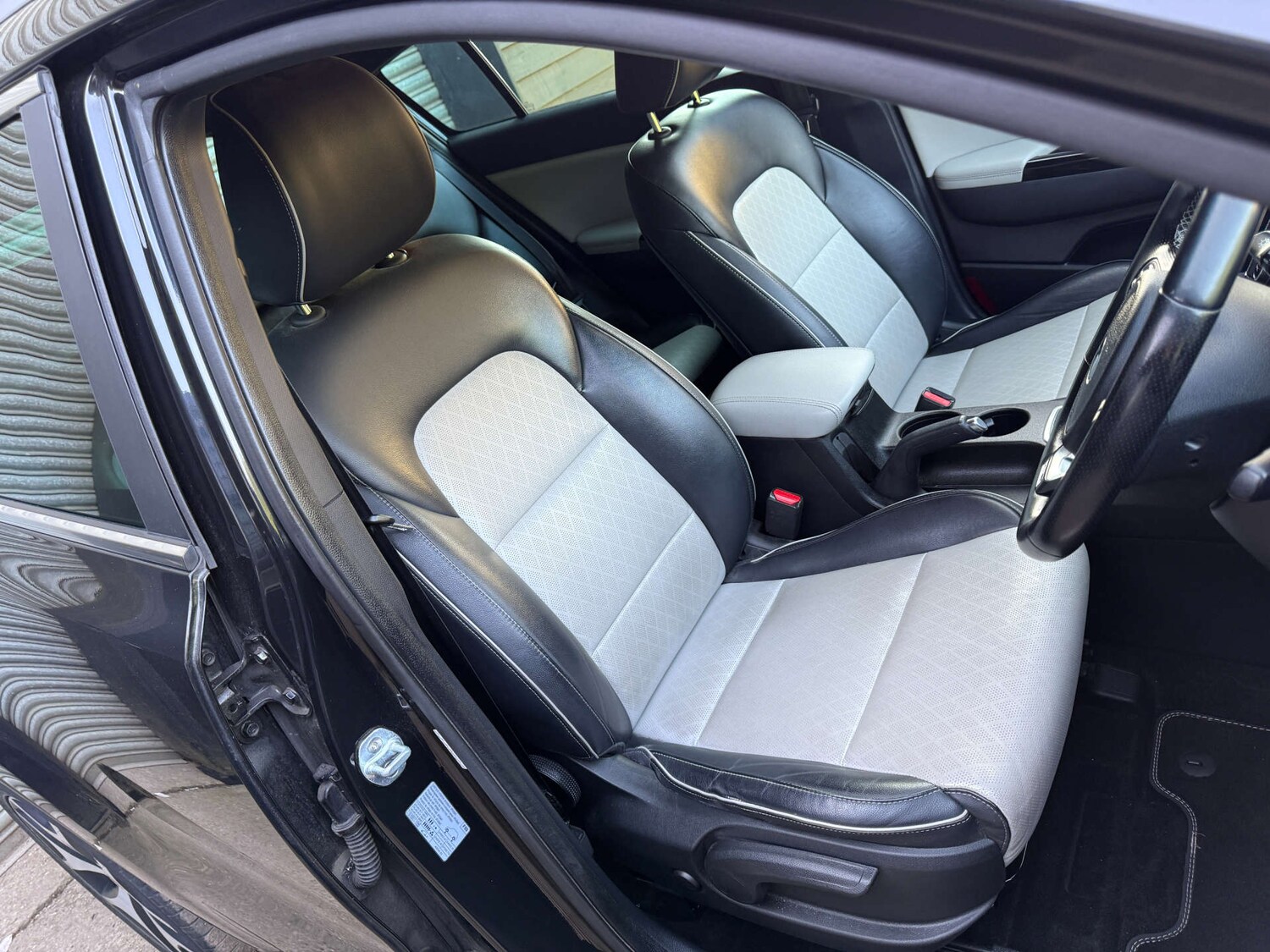 Used Kia Sportage 2018 for sale - 77765704: Photo 14