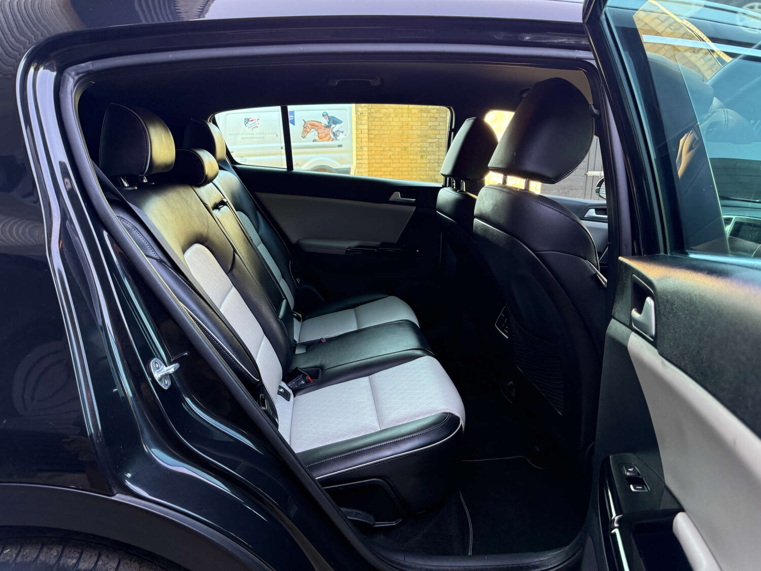 Used Kia Sportage 2018 for sale - 77765704: Photo 16