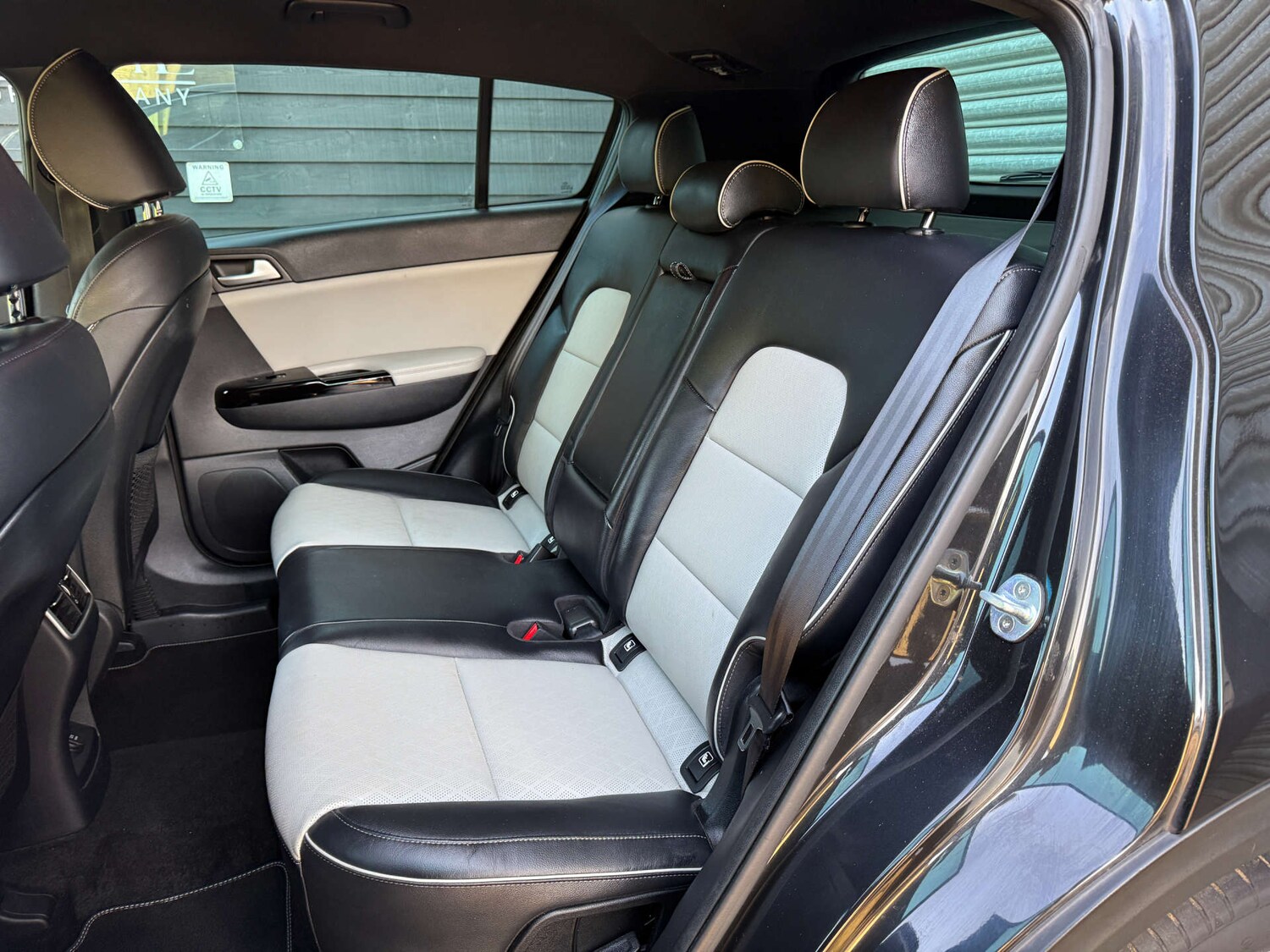 Used Kia Sportage 2018 for sale - 77765704: Photo 18