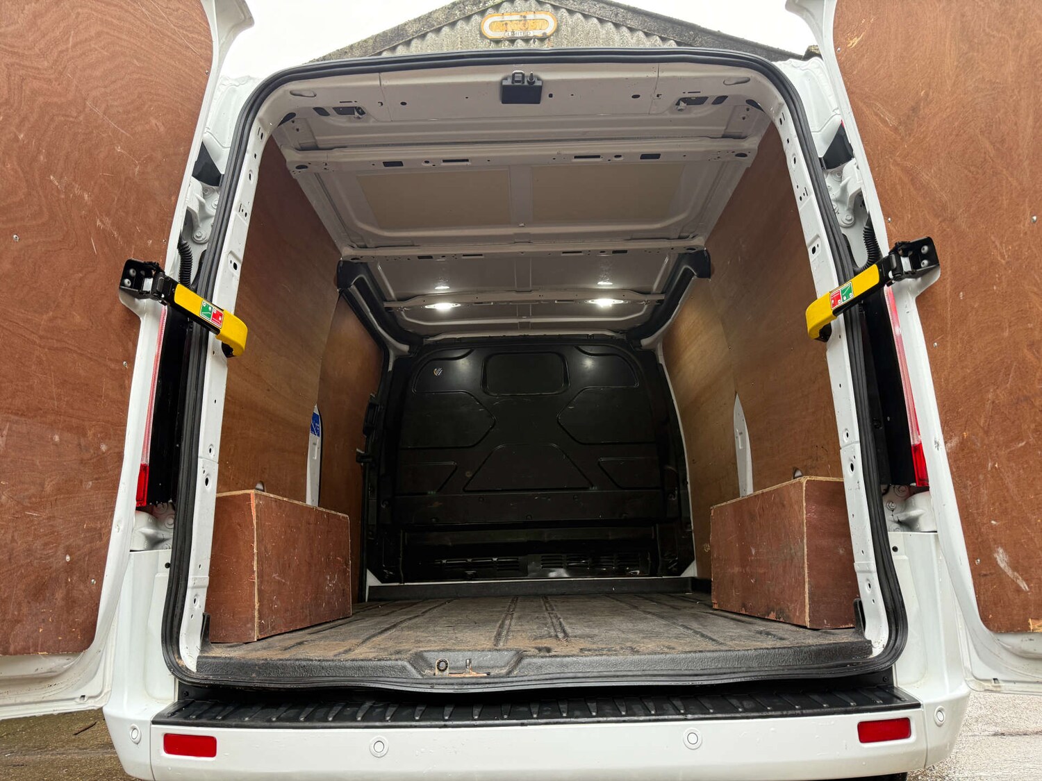 Used Ford Transit Custom 2019 for sale - 77173426: Photo 33