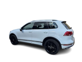 Used Volkswagen Touareg 2017 for sale - 75290235: Photo