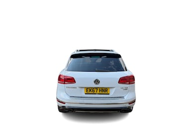 Used Volkswagen Touareg 2017 for sale - 75290235: Photo