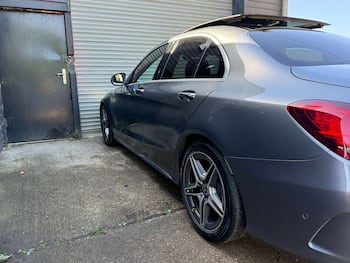 Used Mercedes-Benz C Class 2020 for sale - 79754395: Photo