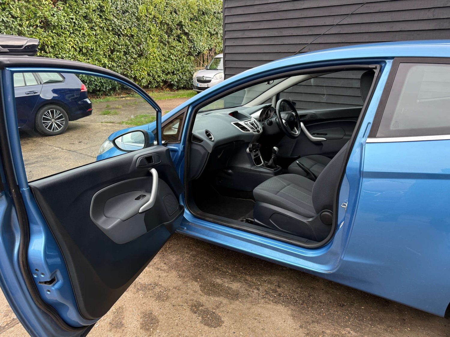 Used Ford Fiesta 2011 for sale - 76588724: Photo 17