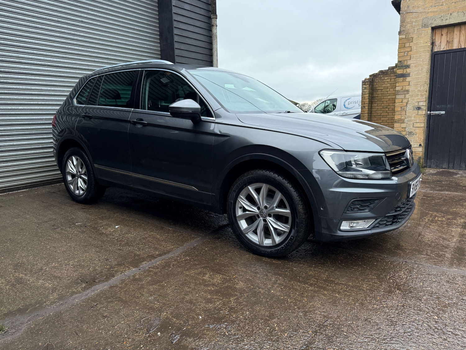 Used Volkswagen Tiguan 2016 for sale - 76959850: Photo 11