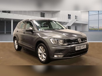 Used Volkswagen Tiguan 2016 for sale - 76959850: Photo