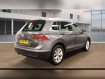 Used Volkswagen Tiguan 2016 for sale - 76959850: Photo