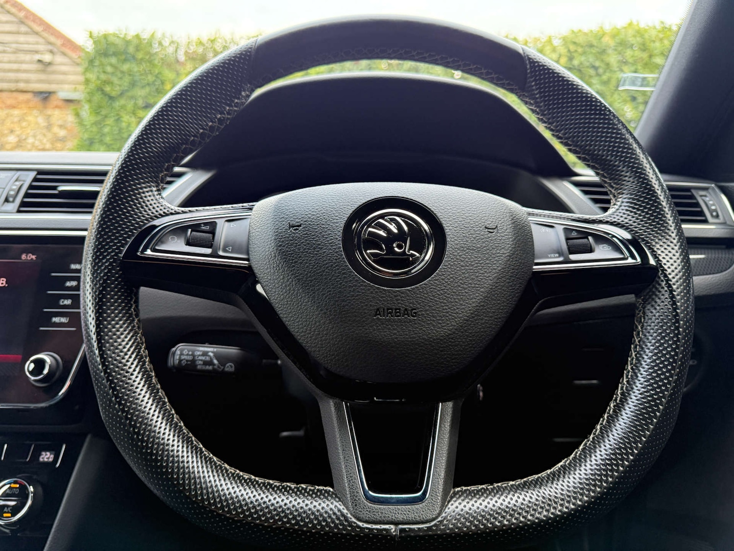 Used Skoda Superb 2018 for sale - 76830212: Photo 33