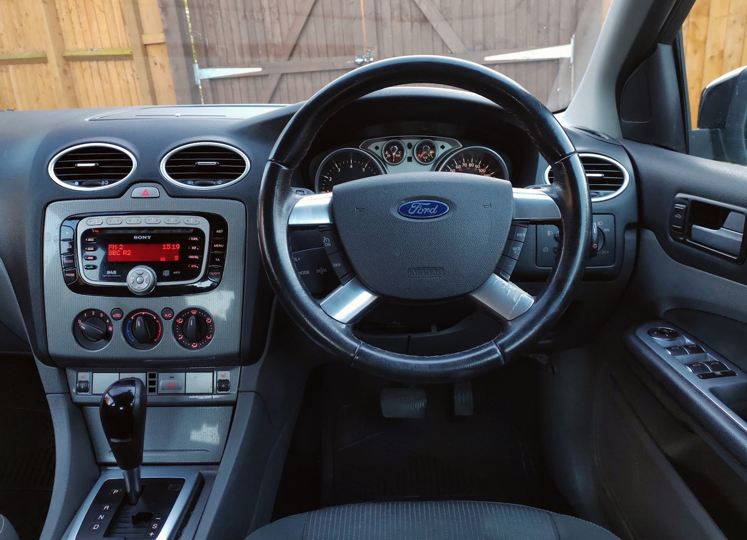 Used Ford Focus 2010 for sale - 76897145: Photo 18