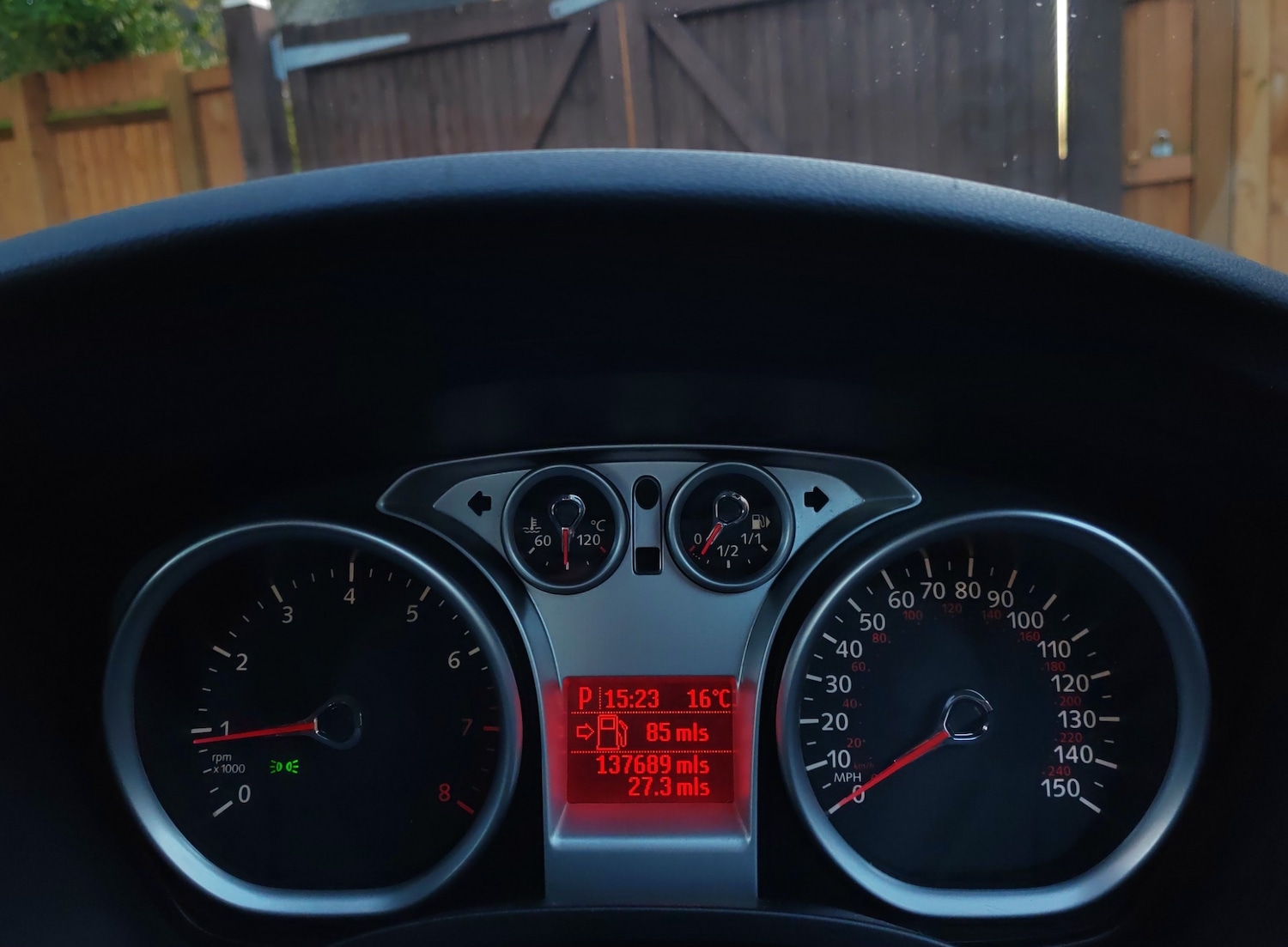 Used Ford Focus 2010 for sale - 76897145: Photo 19