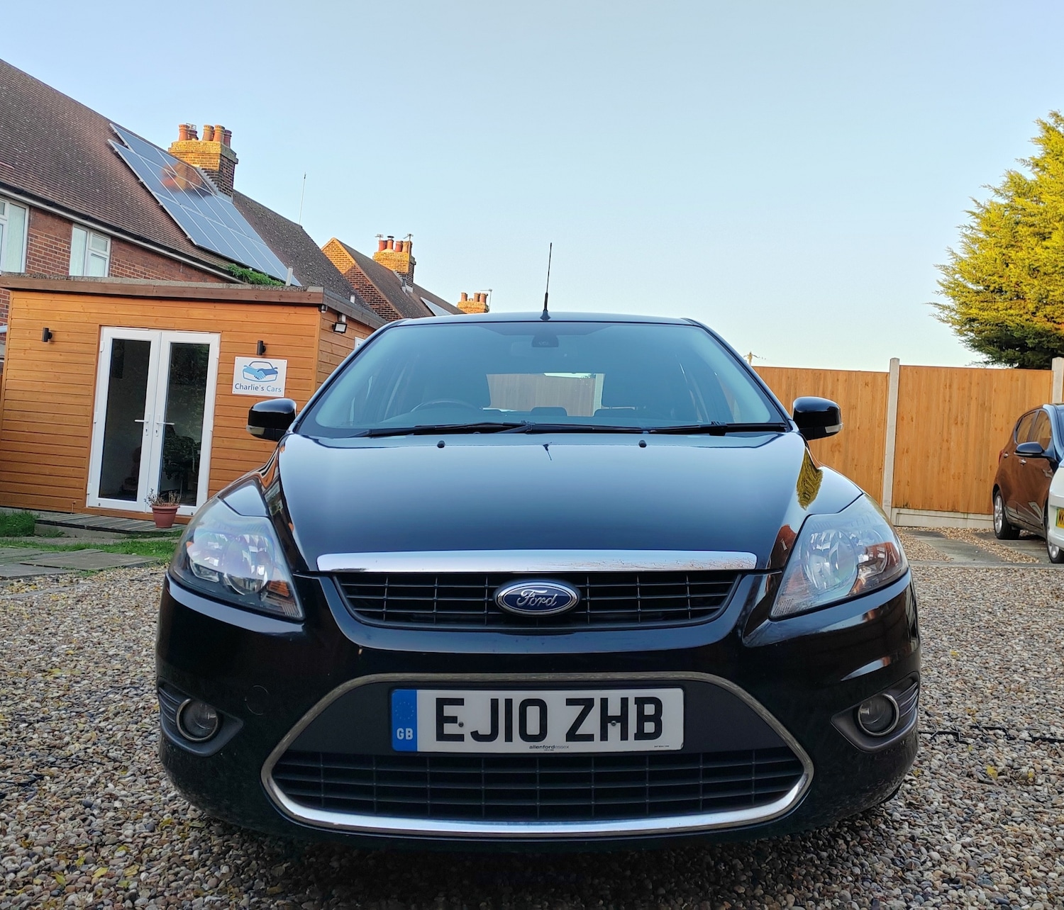 Used Ford Focus 2010 for sale - 76897145: Photo 3