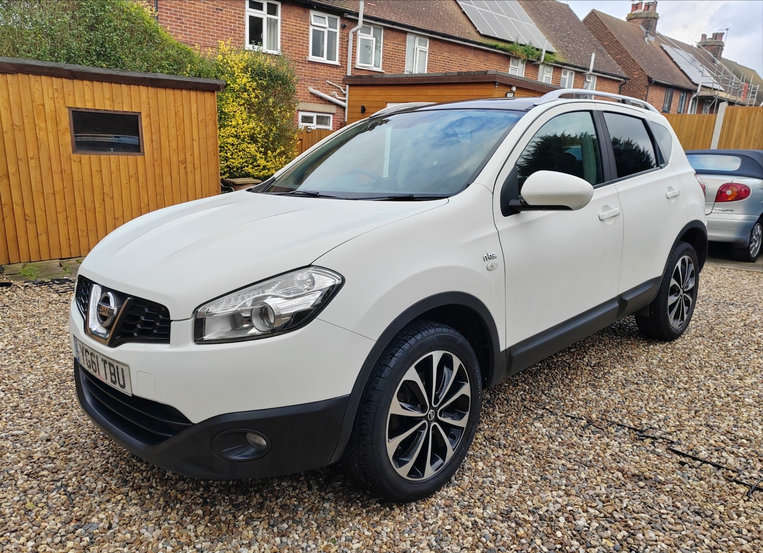 Used Nissan Qashqai 2011 for sale - 77881495: Photo 2