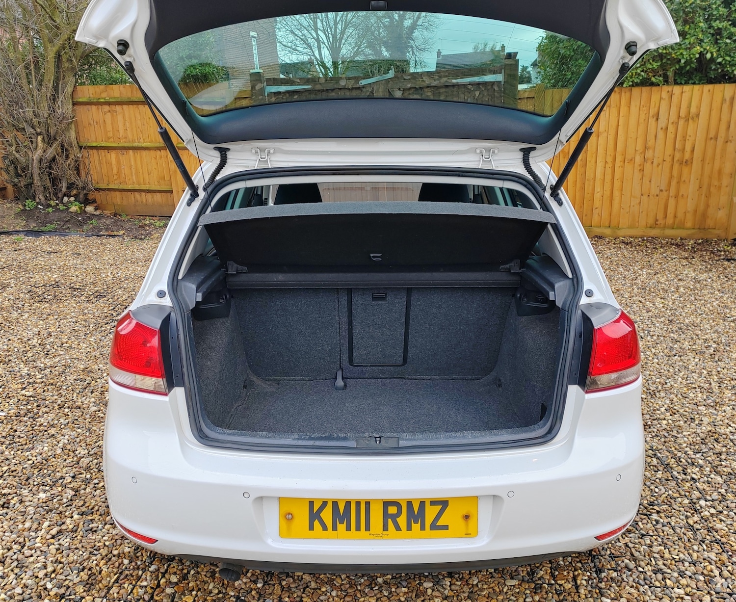 Used Volkswagen Golf 2011 for sale - 77483064: Photo 9