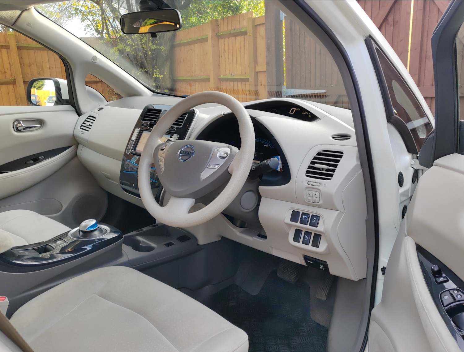 Used Nissan Leaf 2013 for sale - 76835959: Photo 15