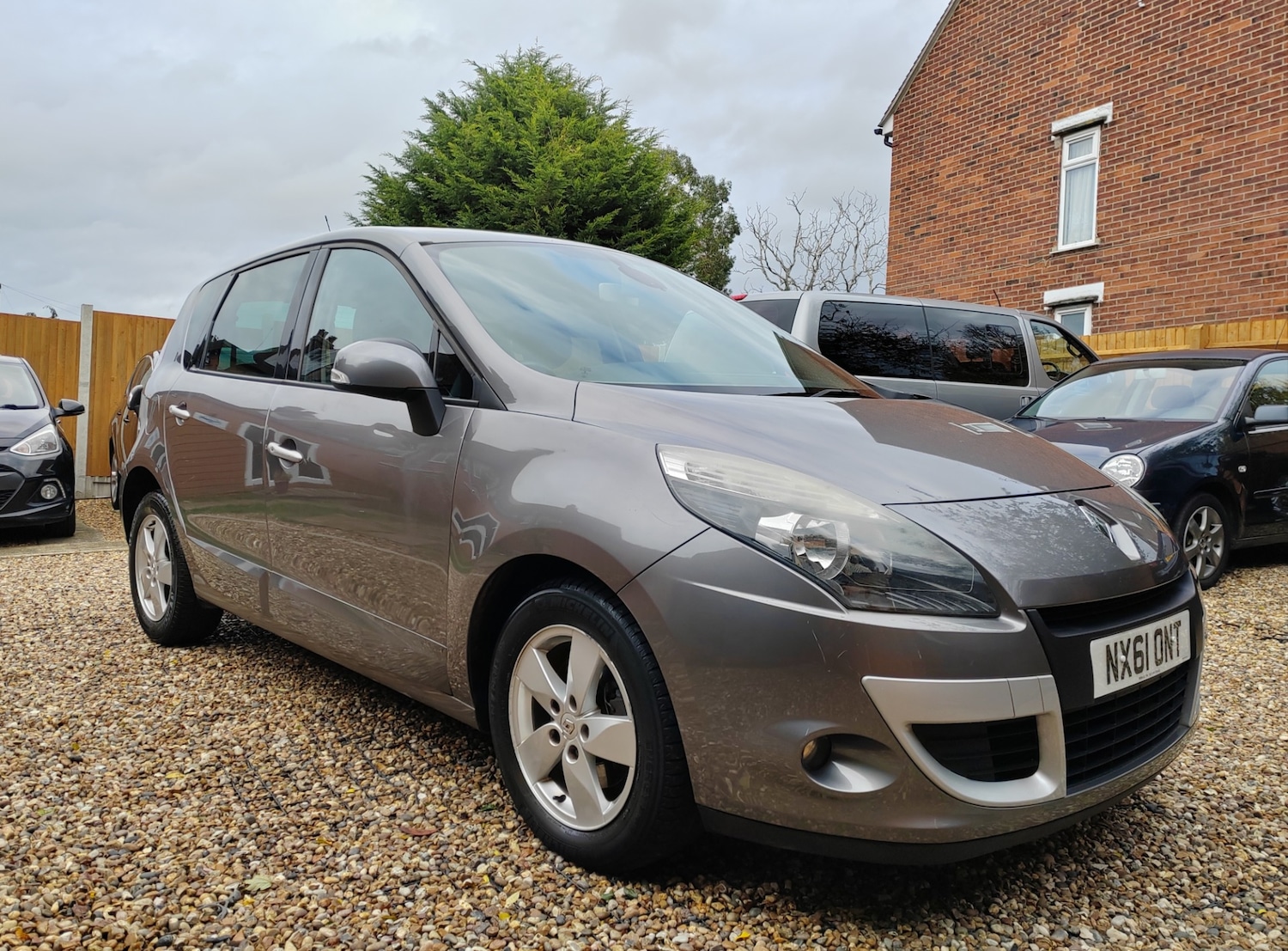 Used Renault Scenic 2011 for sale - 76507778: Photo 1