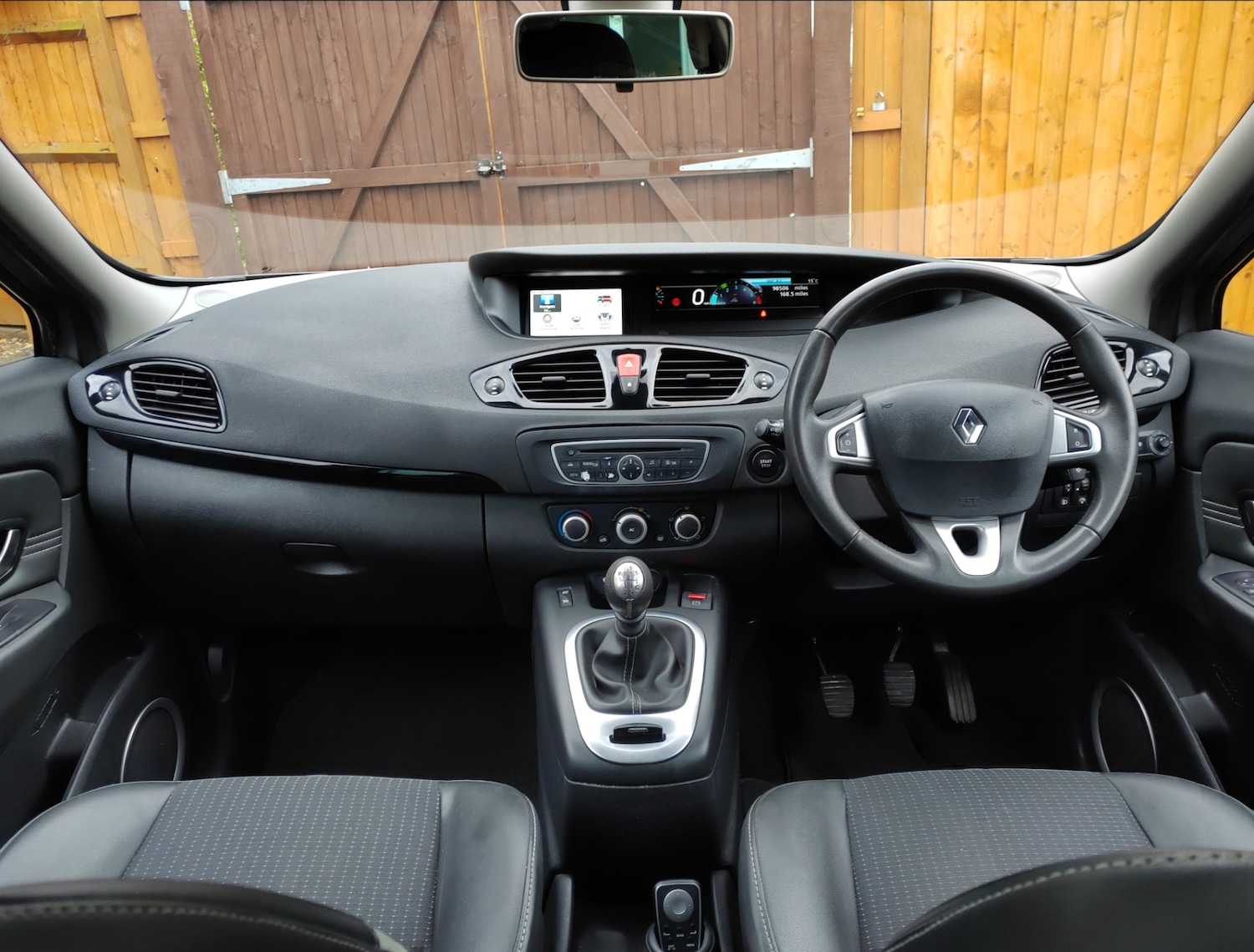 Used Renault Scenic 2011 for sale - 76507778: Photo 17