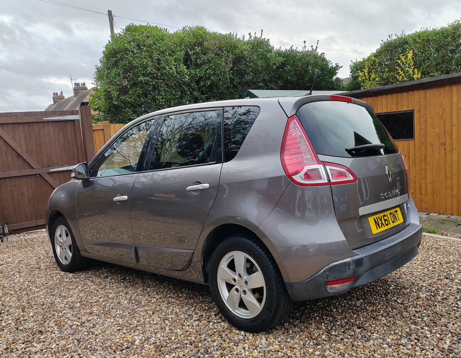 Used Renault Scenic 2011 for sale - 76507778: Photo 7