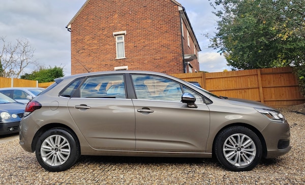 Used Citroen C4 2015 for sale - 76234675: Photo 4