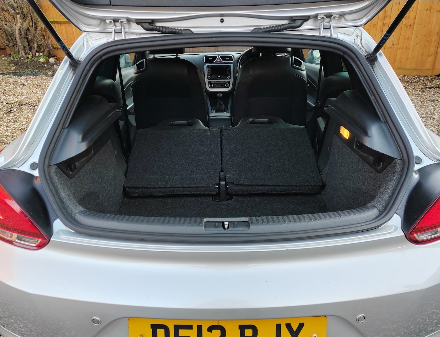 Used Volkswagen Scirocco 2012 for sale - 77669458: Photo 10