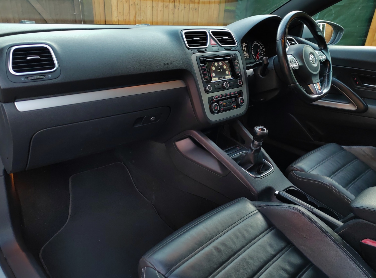 Used Volkswagen Scirocco 2012 for sale - 77669458: Photo 16