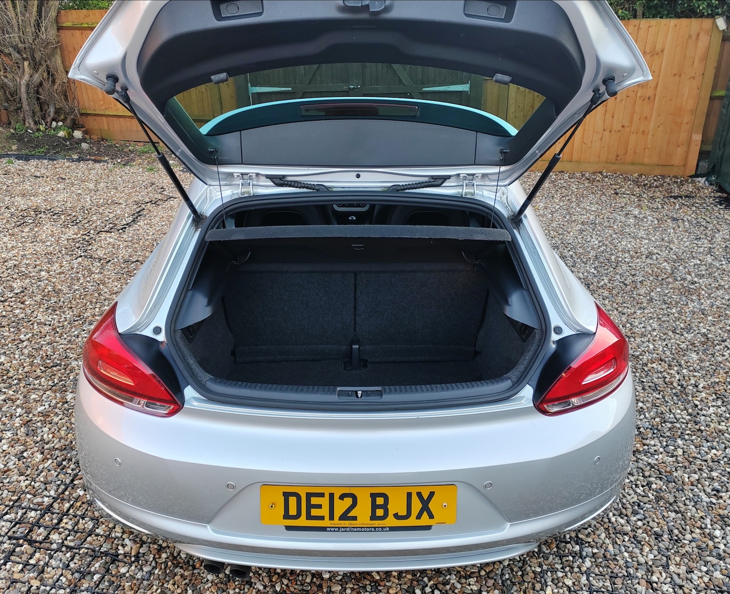 Used Volkswagen Scirocco 2012 for sale - 77669458: Photo 9