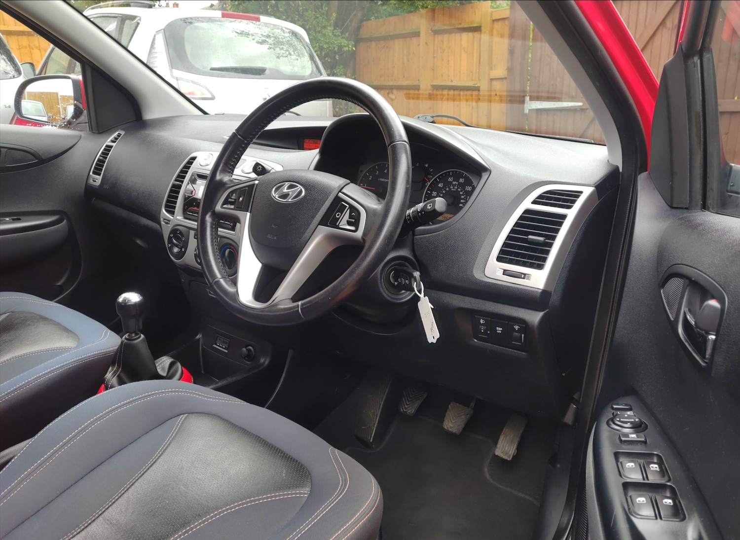Used Hyundai i20 2010 for sale - 76355024: Photo 14