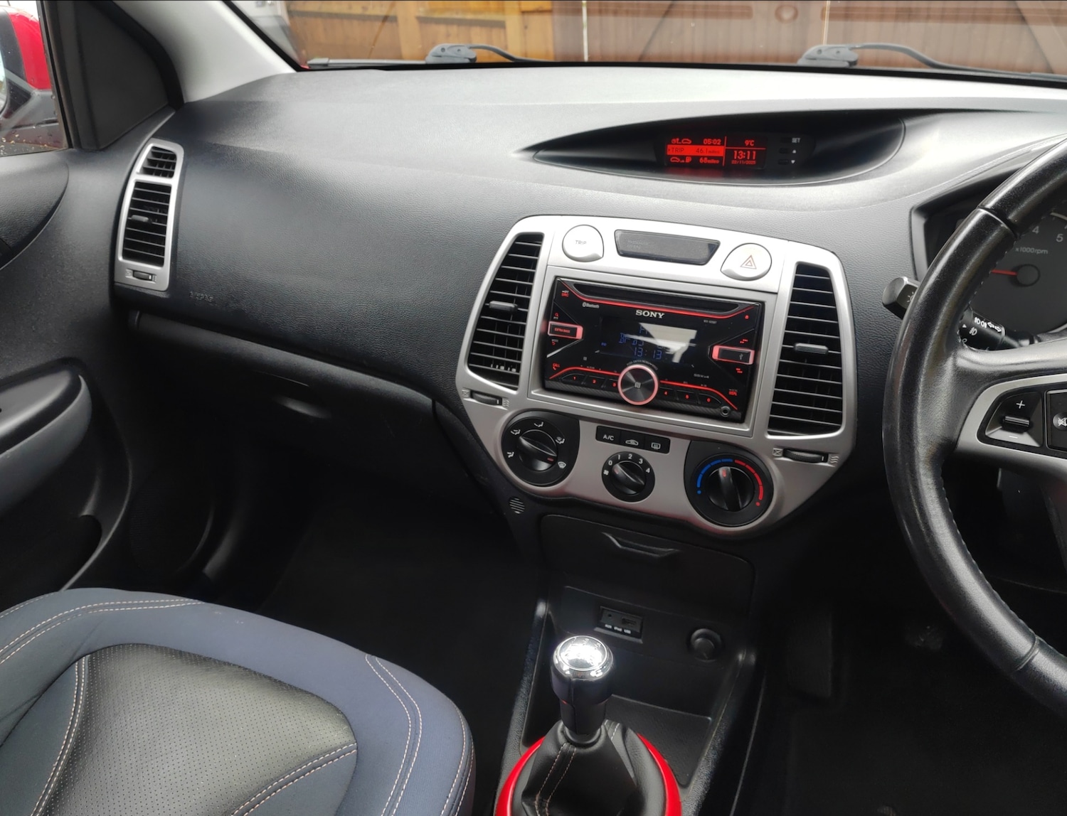 Used Hyundai i20 2010 for sale - 76355024: Photo 17