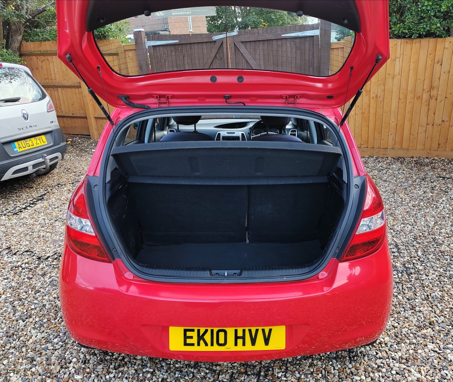 Used Hyundai i20 2010 for sale - 76355024: Photo 9
