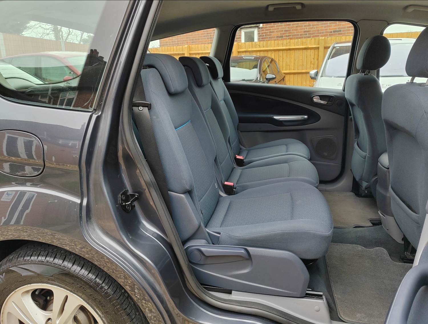 Used Ford S-Max 2009 for sale - 77700829: Photo 11