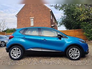 Used Renault Captur 2016 for sale - 79315275: Photo