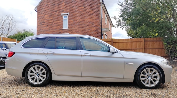 Used BMW 5 Series 2011 for sale - 76078909: Photo 1