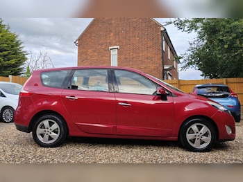Used Renault Grand Scenic 2009 for sale - 78829638: Photo