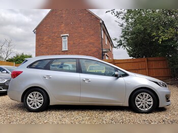 Used Kia Ceed 2018 for sale - 75523525: Photo