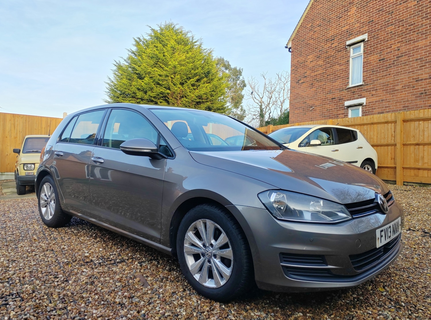 Used Volkswagen Golf 2013 for sale - 76941115: Photo 1
