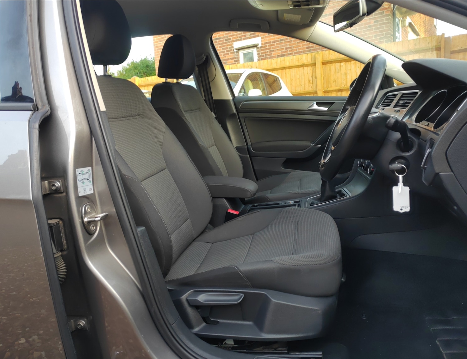 Used Volkswagen Golf 2013 for sale - 76941115: Photo 10