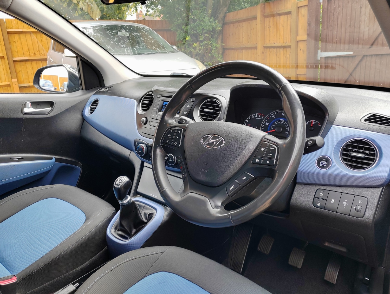 Used Hyundai i10 2016 for sale - 76088269: Photo 14
