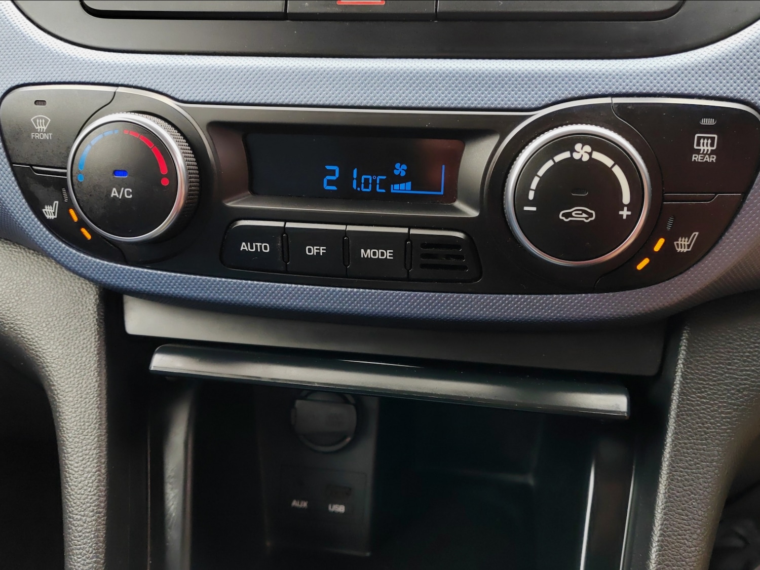 Used Hyundai i10 2016 for sale - 76088269: Photo 17
