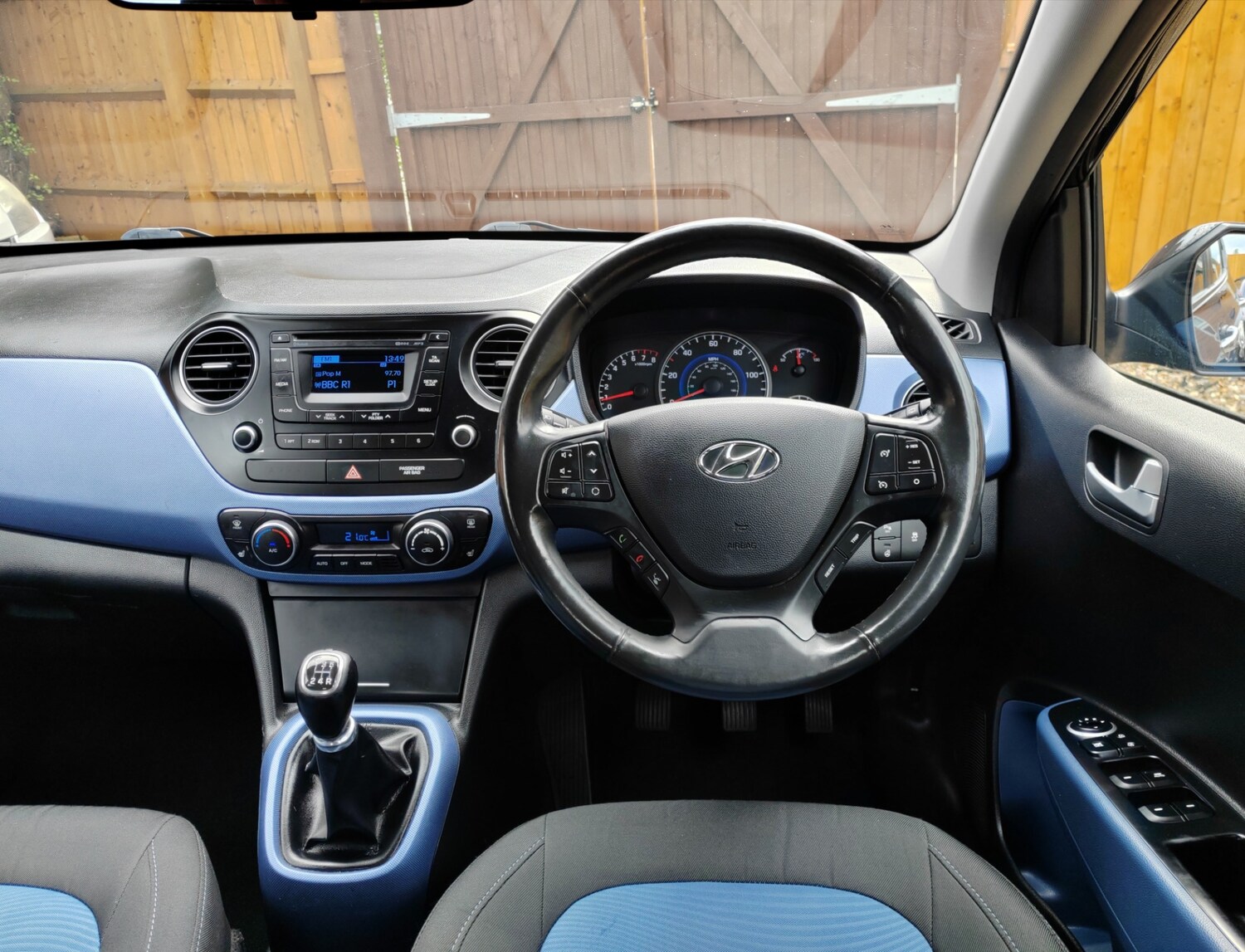 Used Hyundai i10 2016 for sale - 76088269: Photo 18