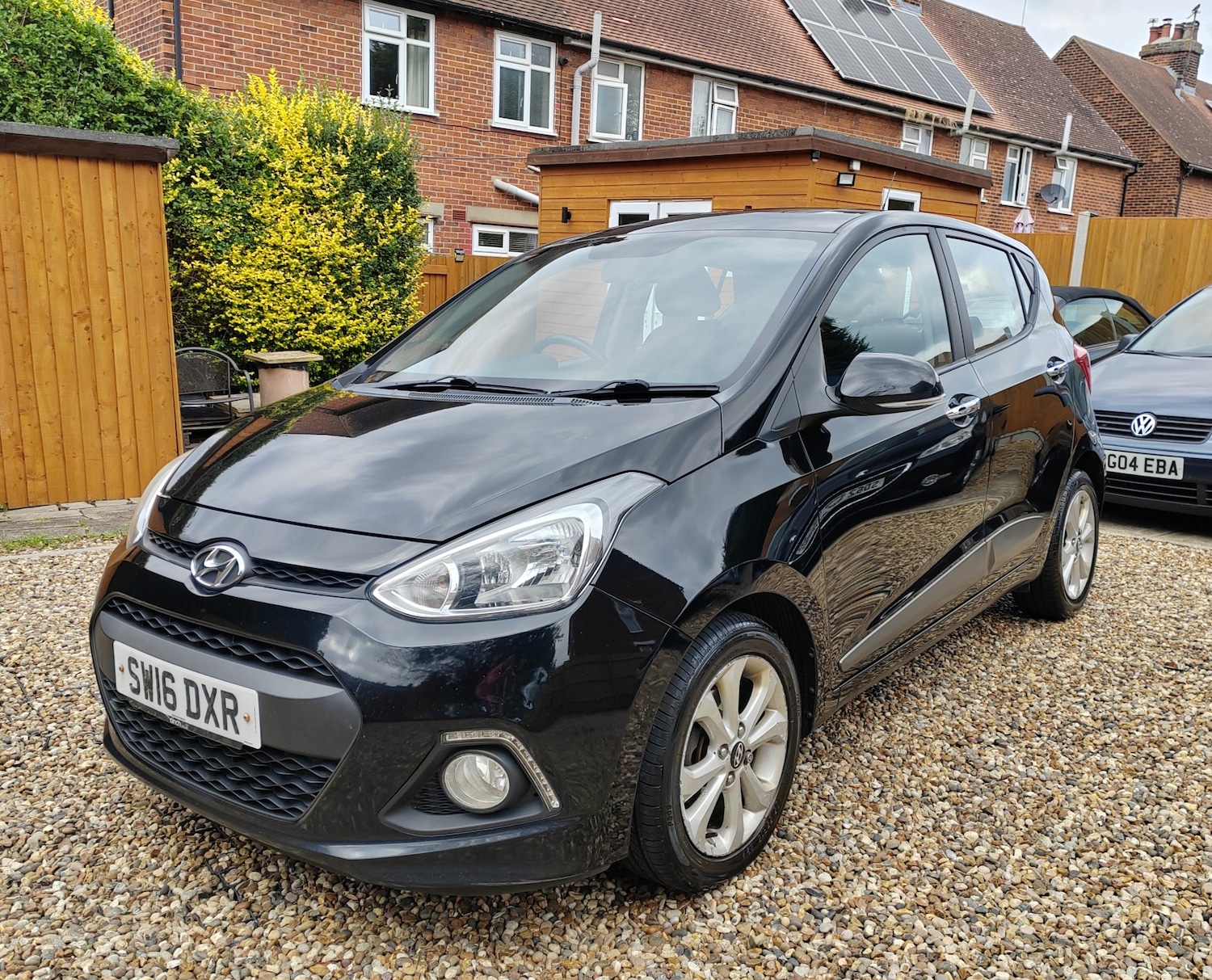 Used Hyundai i10 2016 for sale - 76088269: Photo 2