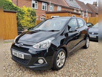 Used Hyundai i10 2016 for sale - 76088269: Photo 2