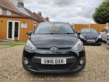 Used Hyundai i10 2016 for sale - 76088269: Photo 3