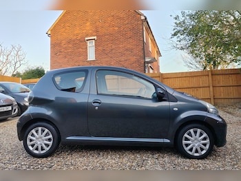 Used Toyota AYGO 2009 for sale - 76603718: Photo
