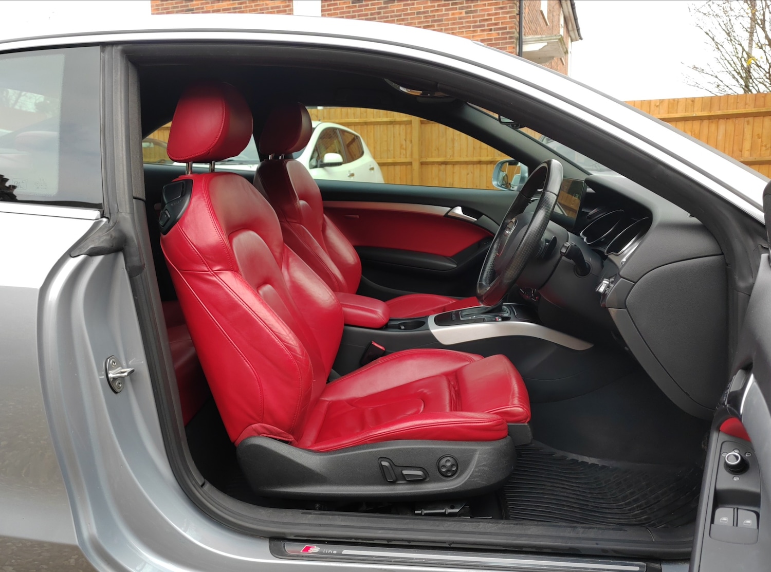 Used Audi A5 2010 for sale - 76922125: Photo 10