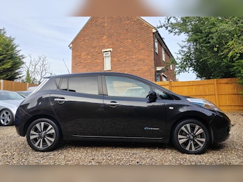 Used Nissan Leaf 2017 for sale - 79137070: Photo